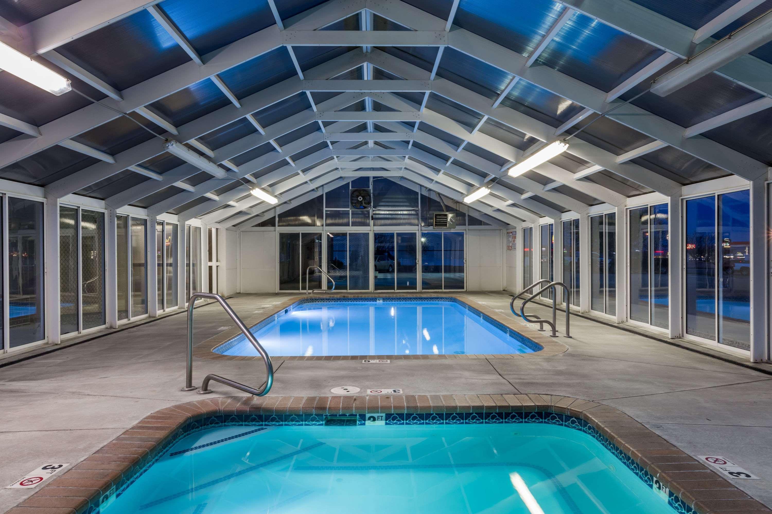 Days Inn By Wyndham Vernal Exteriér fotografie