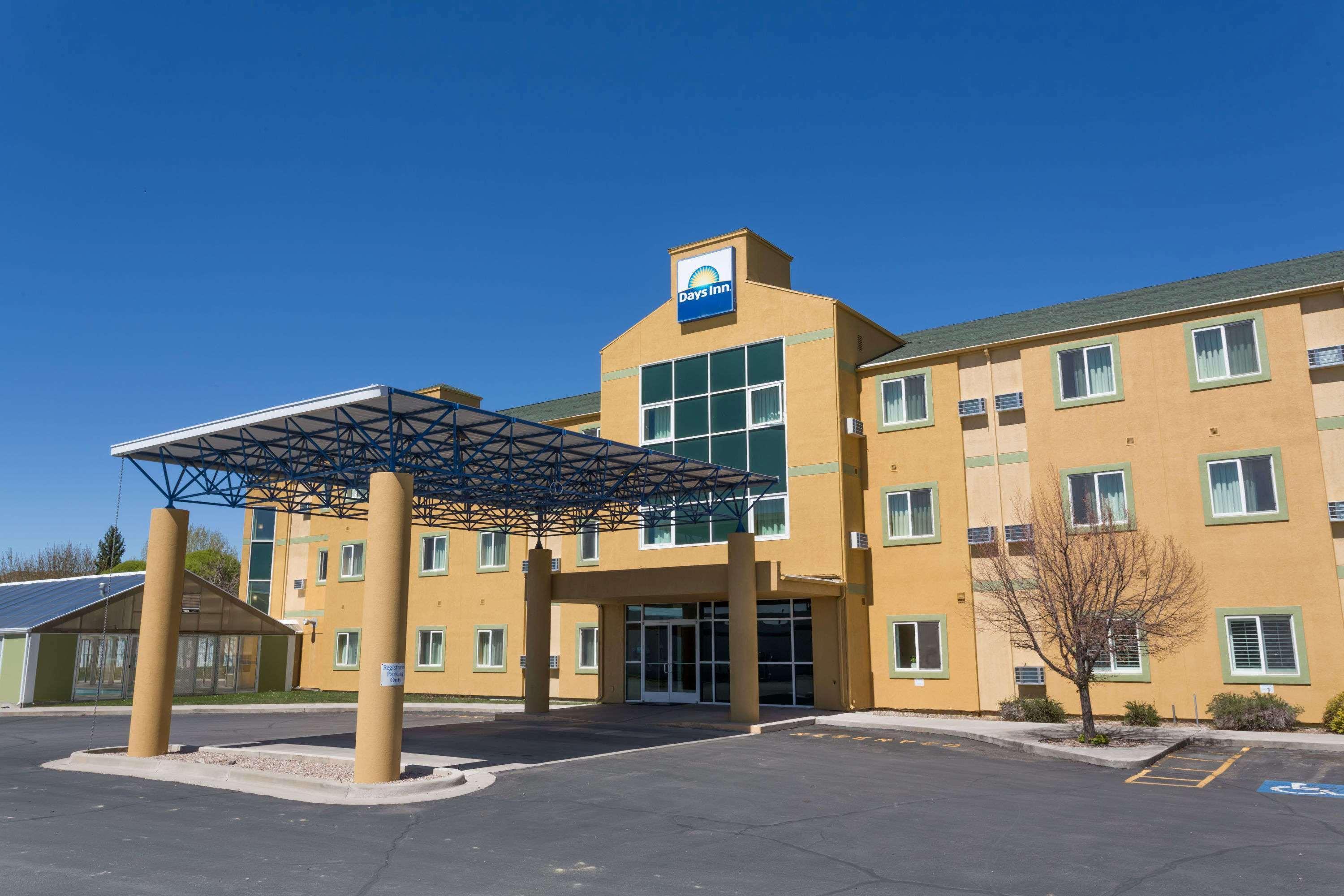 Days Inn By Wyndham Vernal Exteriér fotografie