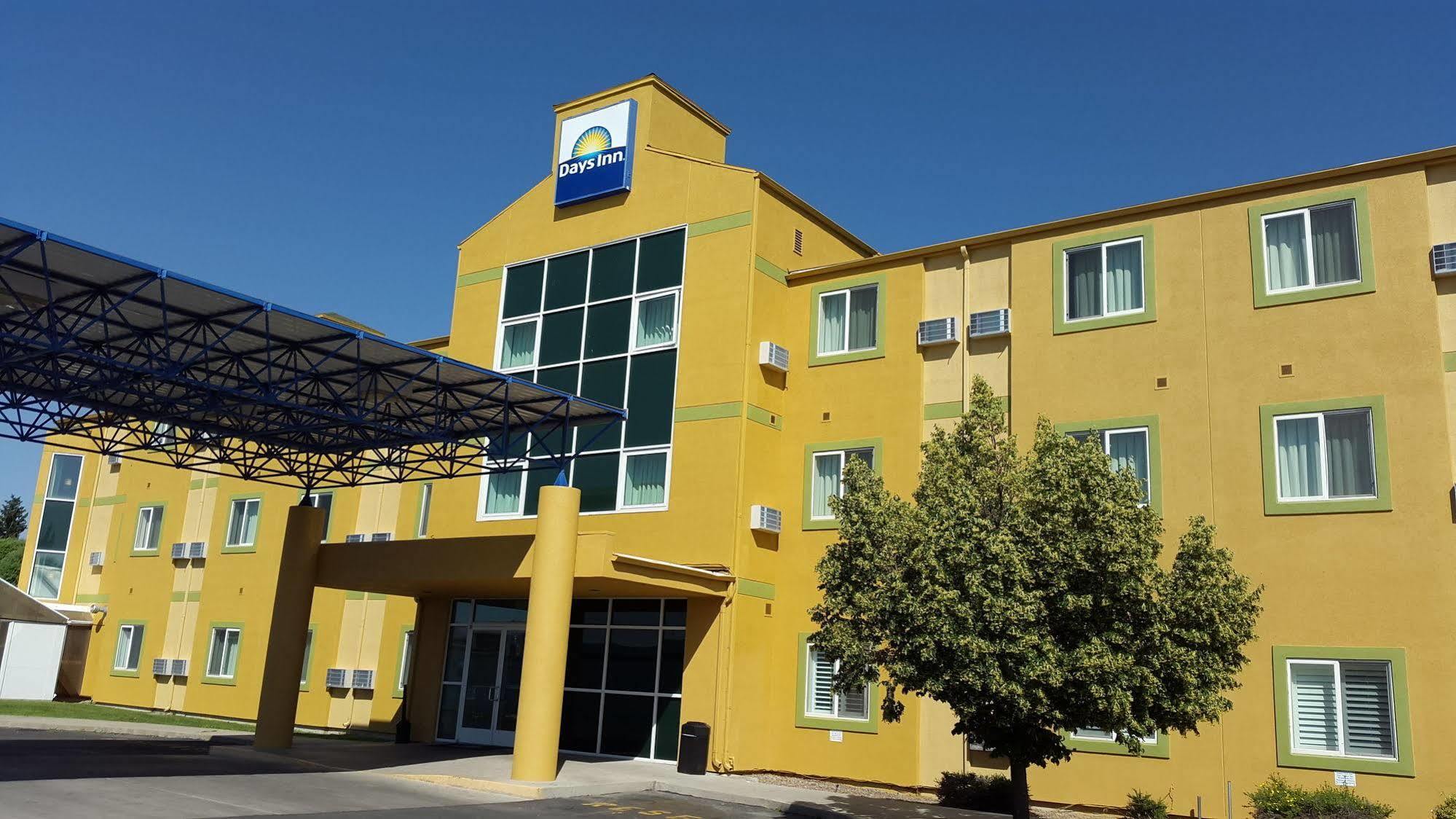 Days Inn By Wyndham Vernal Exteriér fotografie